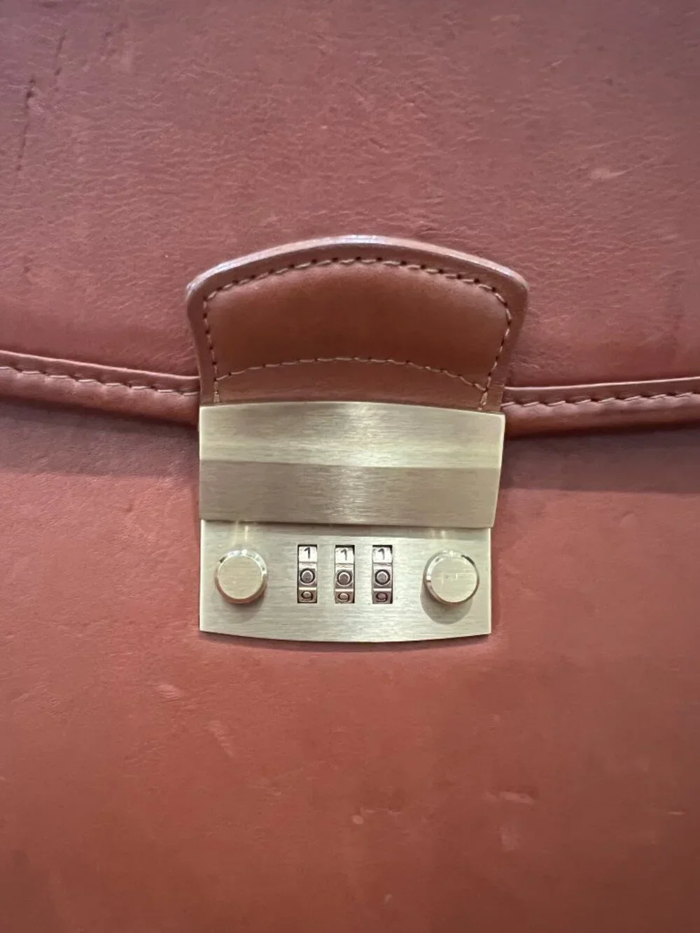 Vintage Coach 5357 Ambassador Brief British Tan 1994 Combination Lock Bag